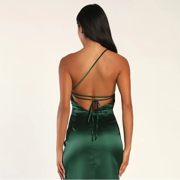 LULU’S ONE SHOULDER LACE UP MIDI DRESS  NWT - Picture 6 of 10